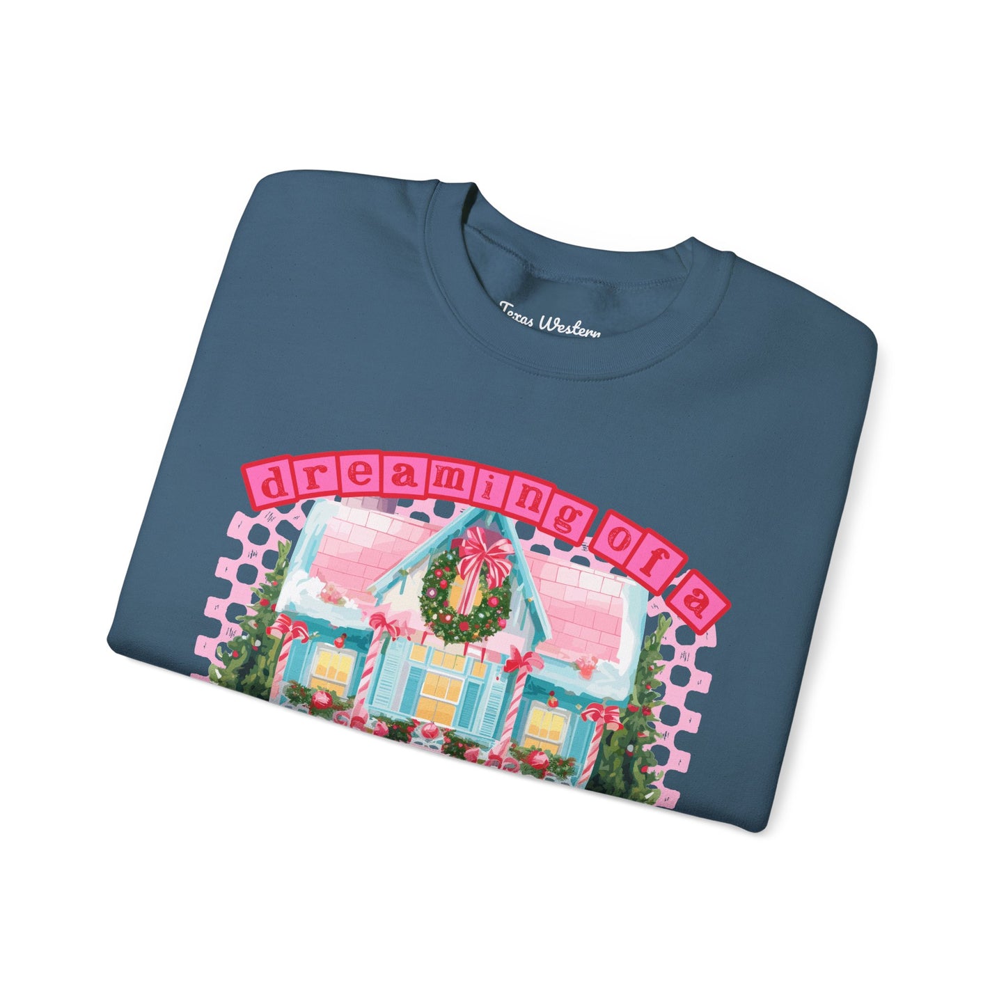 Dreaming of a pink Christmas Crewneck - Gildan