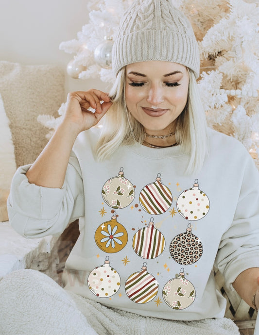 Neutral Ornament Crewneck - Gildan