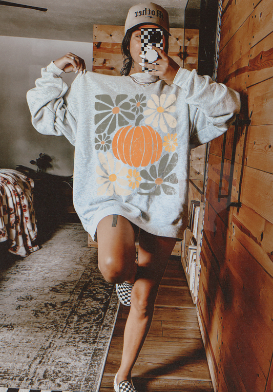Boho Pumpkin Light Crewneck - Gildan